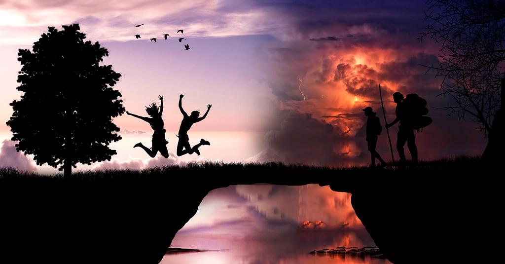 Nowoczesne różne typy lamp i oświetlenia w stylistycznym pomieszczeniu